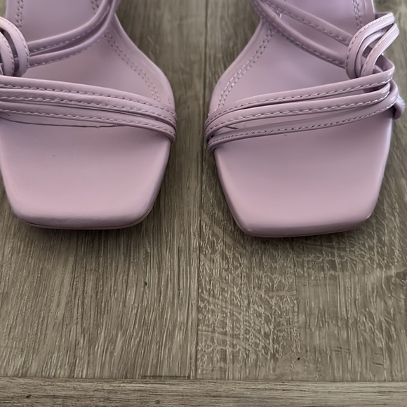 Sando Heels - Picture 6 of 9